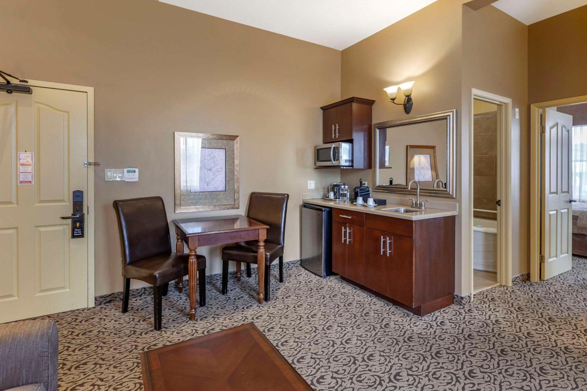 The Parlour Inn Ascend Hotel Collection Стратфорд Екстер'єр фото