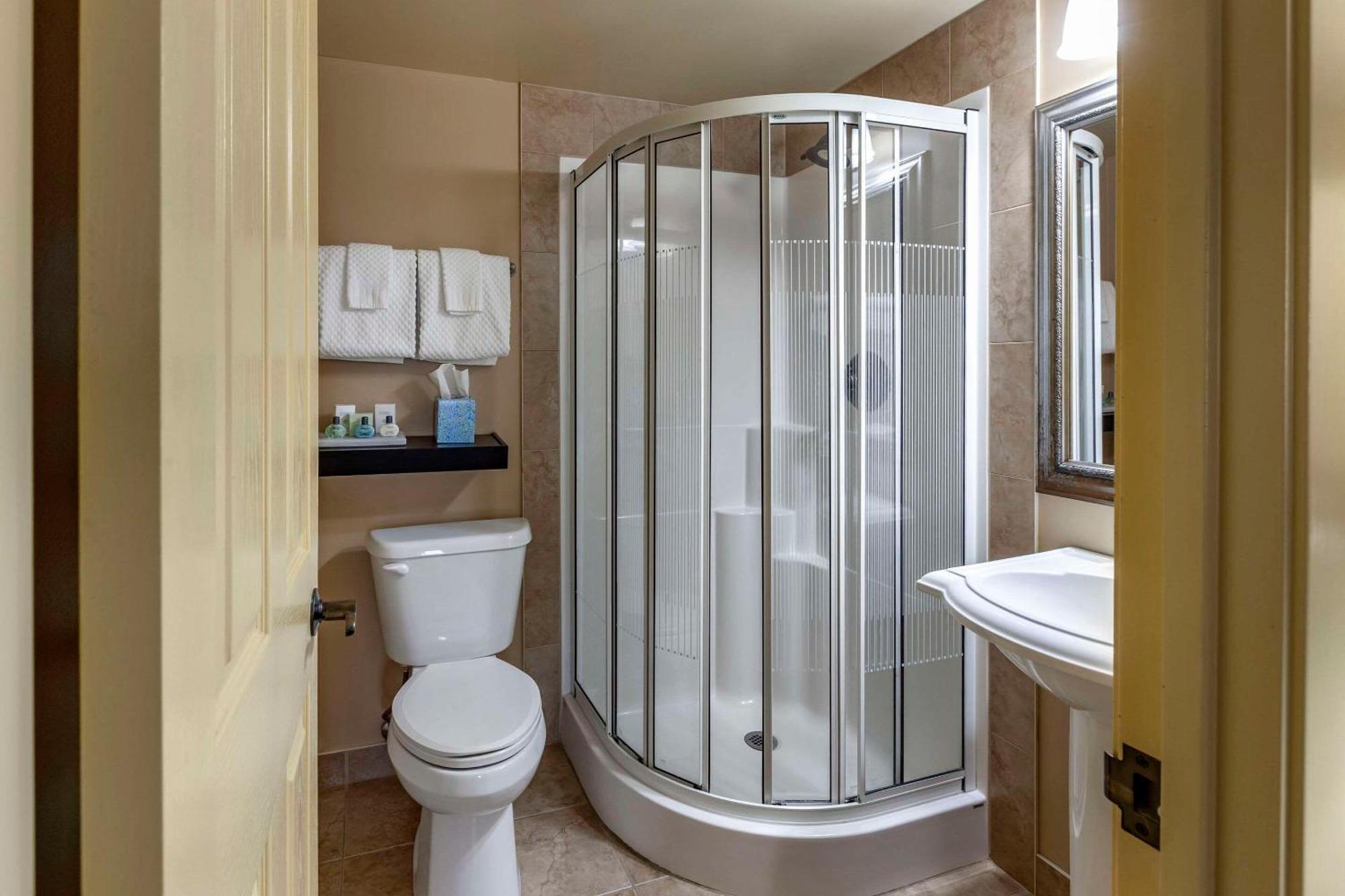 The Parlour Inn Ascend Hotel Collection Стратфорд Екстер'єр фото