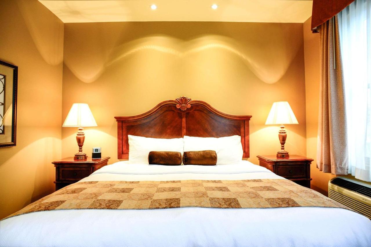 The Parlour Inn Ascend Hotel Collection Стратфорд Екстер'єр фото